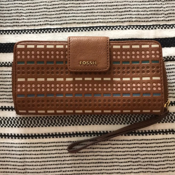 Brown leather fossil wristlet wallet - Picture 1 of 6